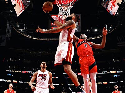 nba直播活塞vs雄鹿